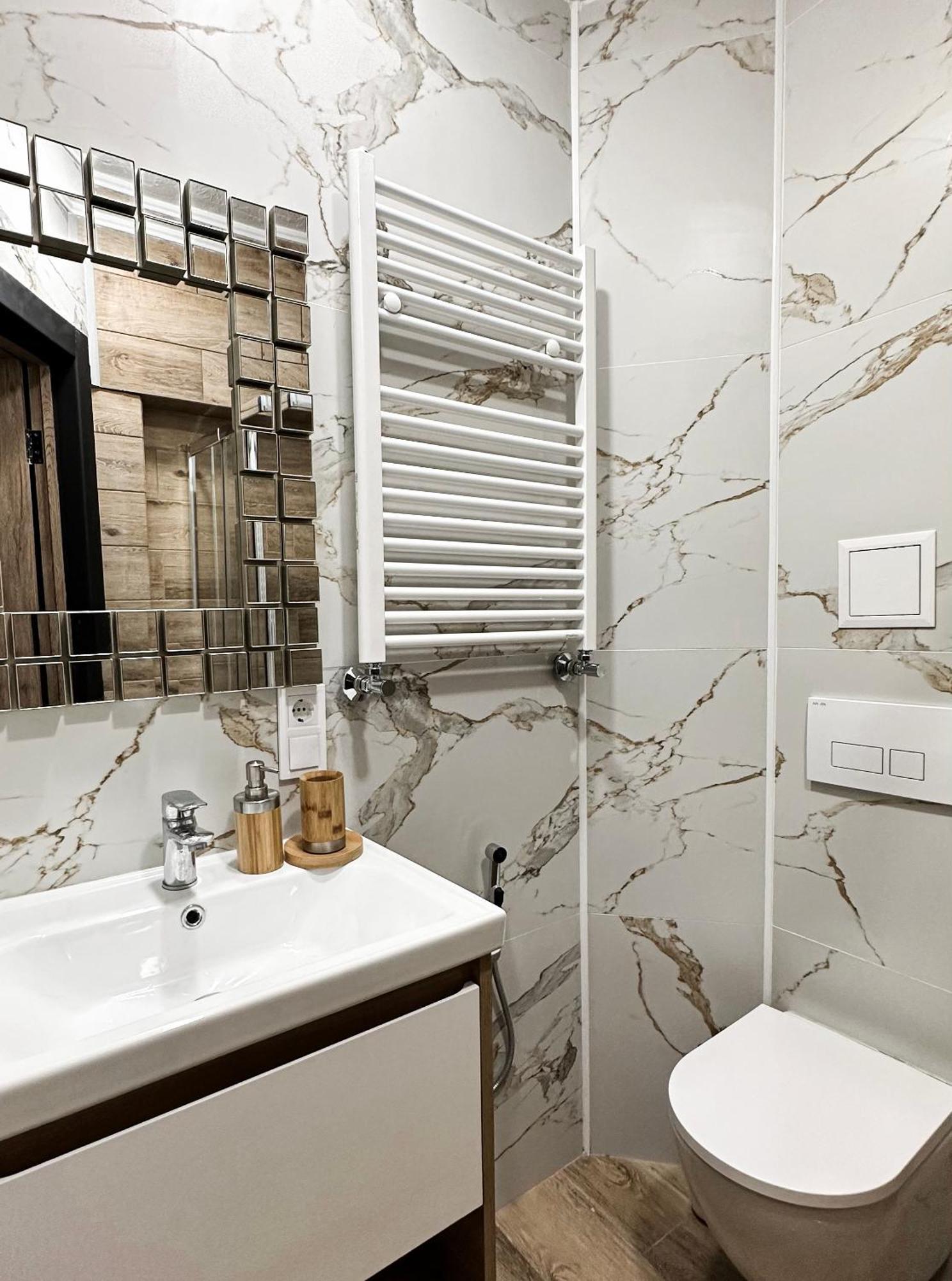 Cozy Apartments In The City Centre Lviv Ngoại thất bức ảnh